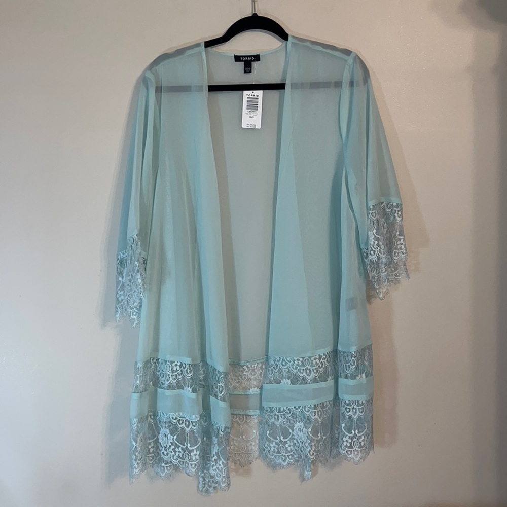 Torrid Lace Trim Kimono- Size 00/0
